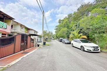 Seksyen 6 @ Bandar Bukit Mahkota