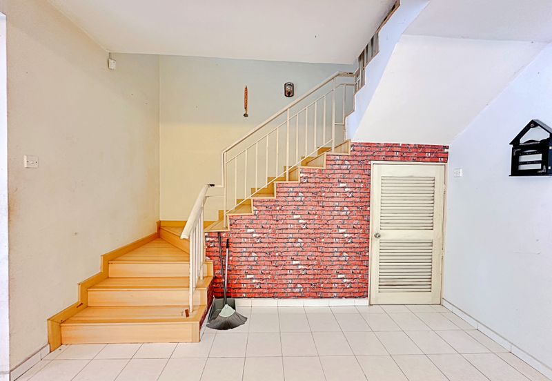 Seksyen 6 @ Bandar Bukit Mahkota