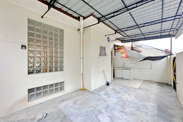 Seksyen 6 @ Bandar Bukit Mahkota