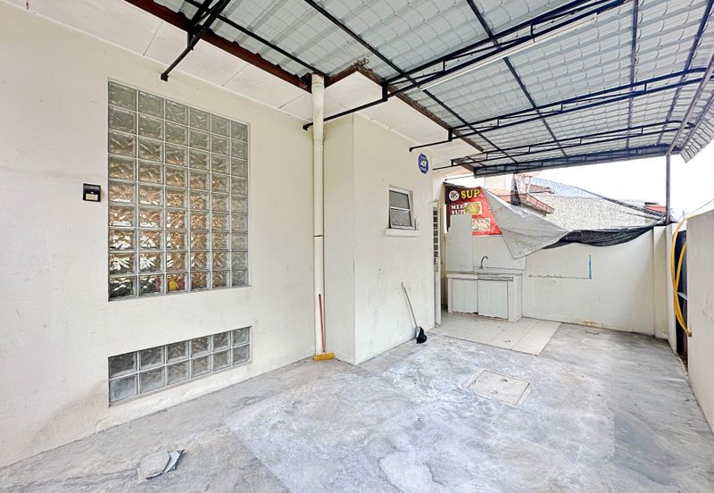 Seksyen 6 @ Bandar Bukit Mahkota