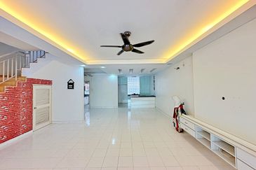 Seksyen 6 @ Bandar Bukit Mahkota