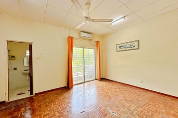 Seksyen 6 @ Bandar Bukit Mahkota