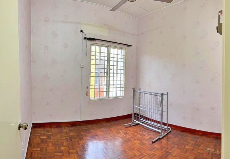 Seksyen 6 @ Bandar Bukit Mahkota