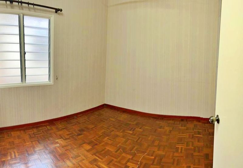 Seksyen 6 @ Bandar Bukit Mahkota