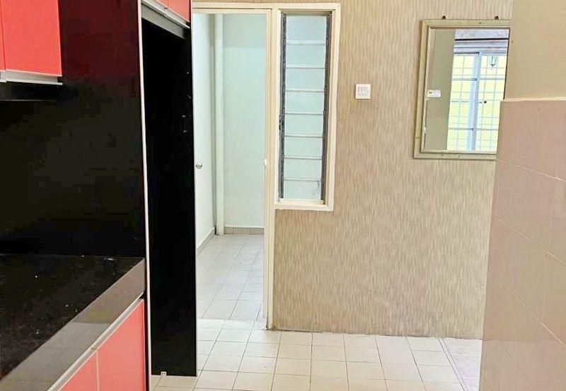 Seksyen 6 @ Bandar Bukit Mahkota