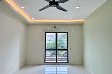 Laman Delfina @ Nilai Impian