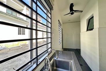 Laman Delfina @ Nilai Impian