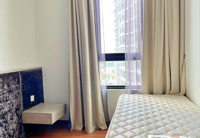 I Residence @ I City