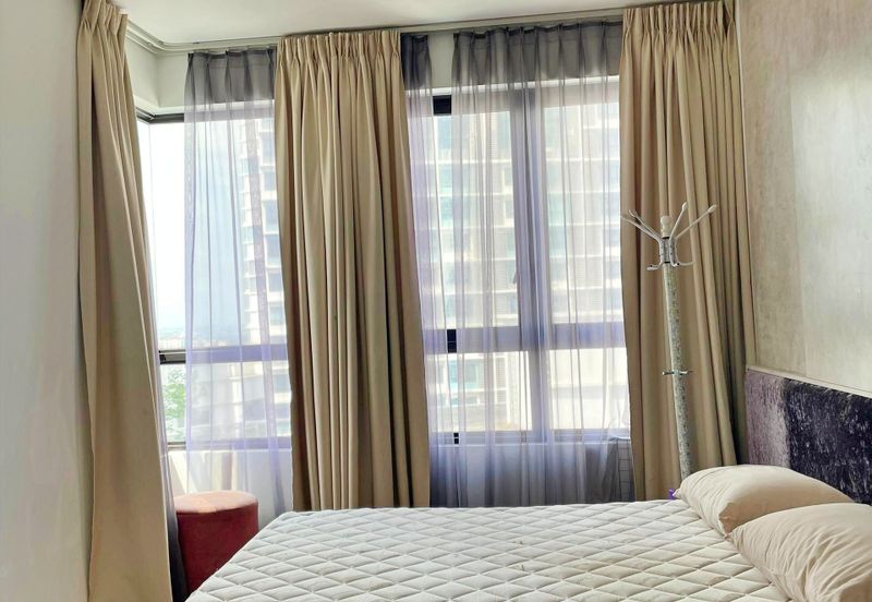 I Residence @ I City