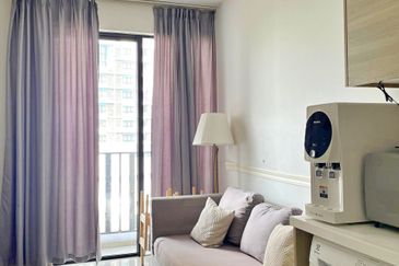 I Residence @ I City