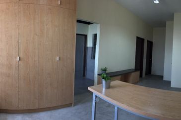 Pangsapuri Tun Teja 1