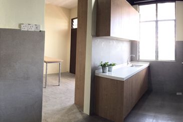 Pangsapuri Tun Teja 1