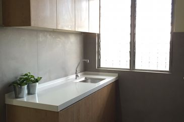 Pangsapuri Tun Teja 1