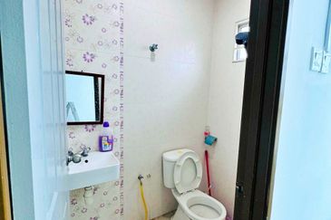 2-Storey Terrace House @ Seri Pajam, Nilai For Rent