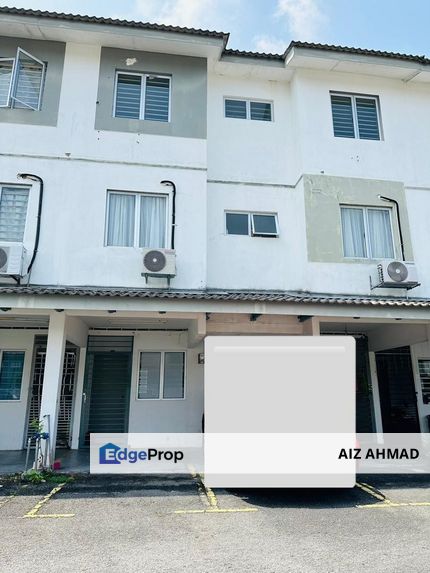 TOWNHOUSE at TAMAN SAUJANA PALMA, JENARIS KAJANG FOR RENT, Selangor, Kajang