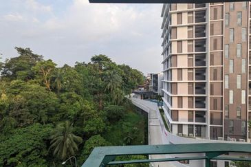 10 Semantan Suites (Sematan Avenue)