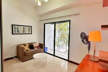 10 Semantan Suites (Sematan Avenue)