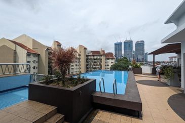 10 Semantan Suites (Sematan Avenue)