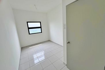 Newly Completed 4 Bedroom Residensi Emas @Kajang 2 For Rent