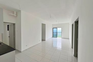 Newly Completed 4 Bedroom Residensi Emas @Kajang 2 For Rent