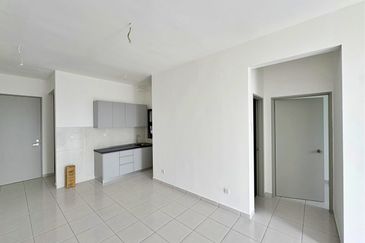 Newly Completed 4 Bedroom Residensi Emas @Kajang 2 For Rent