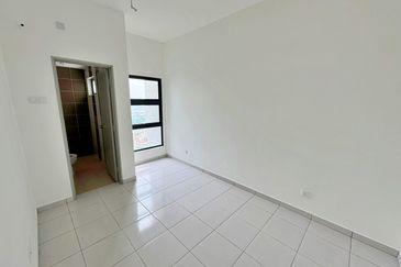 Newly Completed 4 Bedroom Residensi Emas @Kajang 2 For Rent