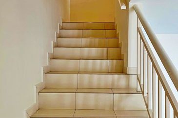 Laman Delfina @ Nilai Impian