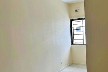 Laman Delfina @ Nilai Impian