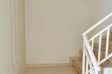 Laman Delfina @ Nilai Impian