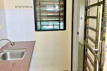 Laman Delfina @ Nilai Impian