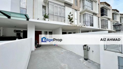 Fully Furnished 2-Storey Townhouse (Lower Floor) Taman Tasik Prima Puchong (Facing Lake) For Sale, Selangor, Puchong