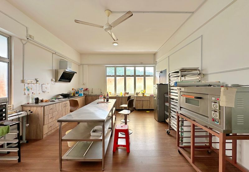 CORNER LOT 3-STOREY SHOP / OFFIC PRESINT 11, PUTRAJAYA FOR SALE