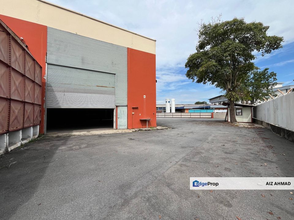 DETACHED WAREHOUSE 16,000SQFT BANGI NEAR SILK HWAY, Selangor, Bangi