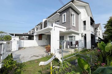 Kota Puteri, Batu Arang