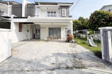 Kota Puteri, Batu Arang