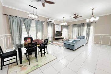 Kota Puteri, Batu Arang