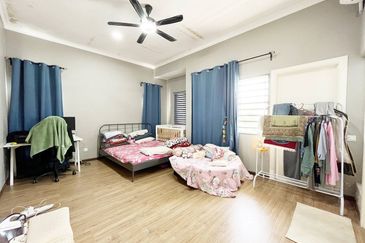 Kota Puteri, Batu Arang