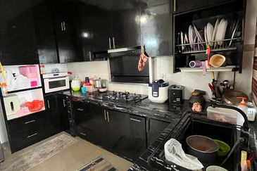 Kota Puteri, Batu Arang