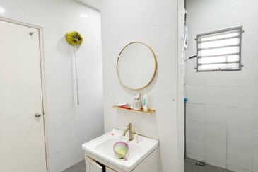 Kota Puteri, Batu Arang