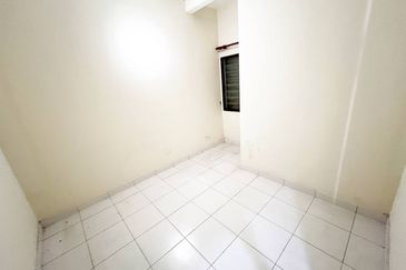 Kota Puteri, Batu Arang