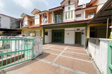 Kota Puteri, Batu Arang