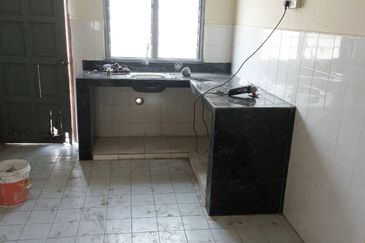 FACING OPEN💥FULL LOAN💥Single Storey Semi-D Taman Sri Bayu, Sungai Pelek, Sepang