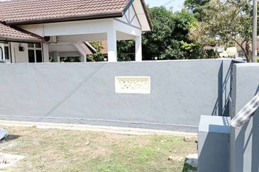 FACING OPEN💥FULL LOAN💥Single Storey Semi-D Taman Sri Bayu, Sungai Pelek, Sepang