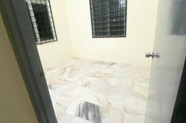 FACING OPEN💥FULL LOAN💥Single Storey Semi-D Taman Sri Bayu, Sungai Pelek, Sepang