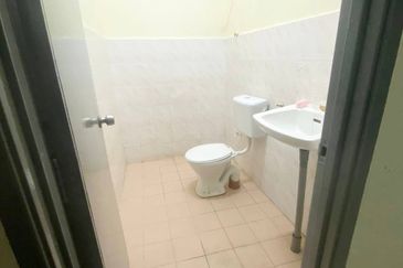 FACING OPEN💥FULL LOAN💥Single Storey Semi-D Taman Sri Bayu, Sungai Pelek, Sepang