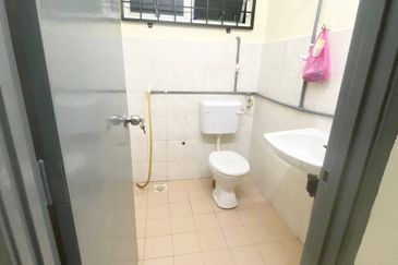 FACING OPEN💥FULL LOAN💥Single Storey Semi-D Taman Sri Bayu, Sungai Pelek, Sepang