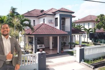 5610sqft💥FULL LOAN💥RENOVATED 2 Storey Bungalow Pantai Bagan Lalang, Sungai Pelek, Sepang