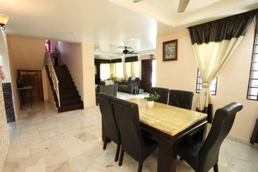 5610sqft💥FULL LOAN💥RENOVATED 2 Storey Bungalow Pantai Bagan Lalang, Sungai Pelek, Sepang