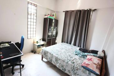 5610sqft💥FULL LOAN💥RENOVATED 2 Storey Bungalow Pantai Bagan Lalang, Sungai Pelek, Sepang