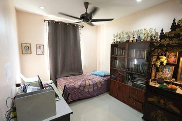 5610sqft💥FULL LOAN💥RENOVATED 2 Storey Bungalow Pantai Bagan Lalang, Sungai Pelek, Sepang